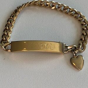 Gold Cheryl Bracelet with Heart Charm
